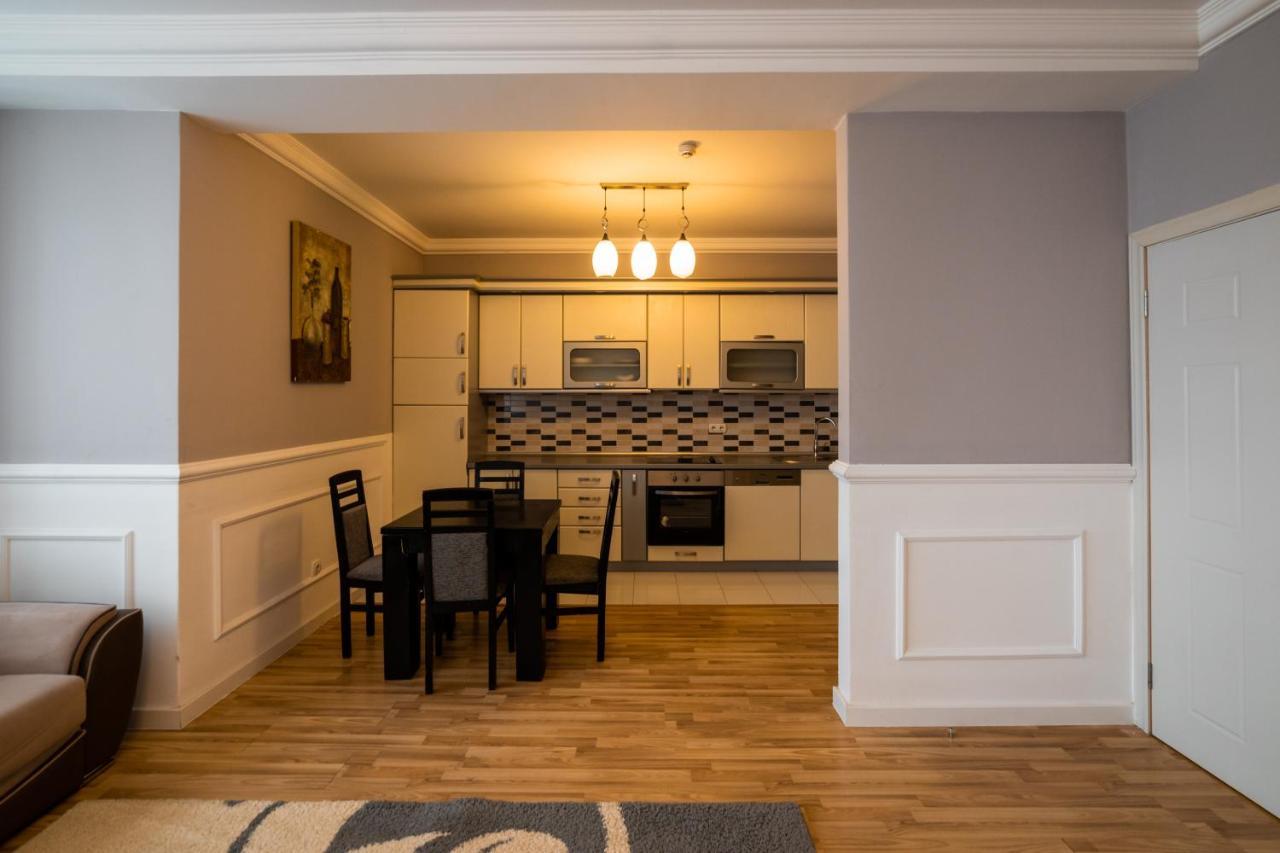 Apartamento Cedartree Prishtina Pristina Exterior foto
